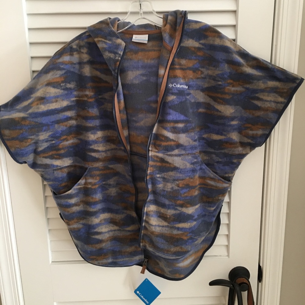 Columbia Poncho